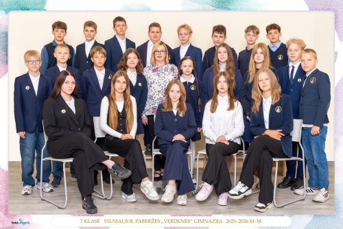 7 klasė – klasės vadovė Beatričė Naujalienė